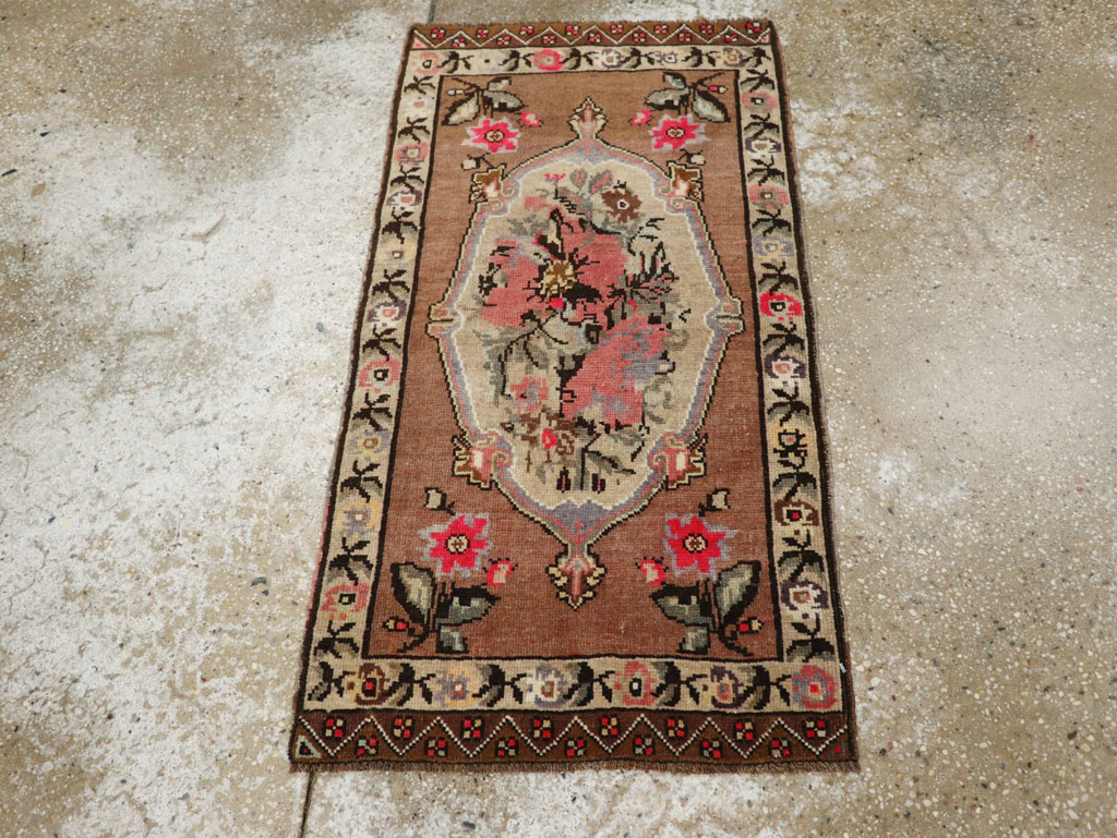 Vintage Turkish Anatolian Throw Rug, No.33456 - Gsblank