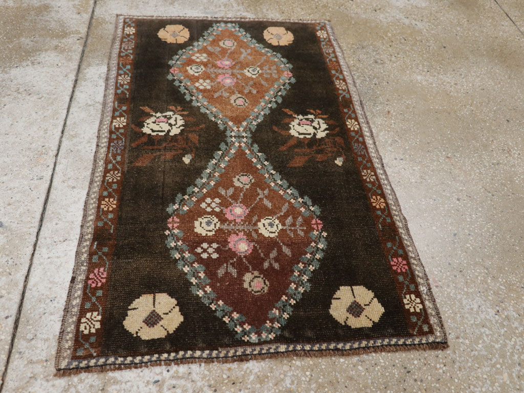 Vintage Turkish Anatolian Throw Rug, No.33457 - Gsblank