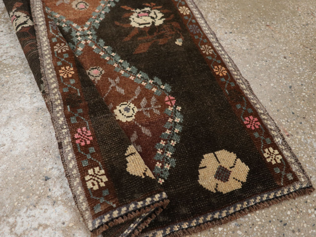 Vintage Turkish Anatolian Throw Rug, No.33457 - Gsblank