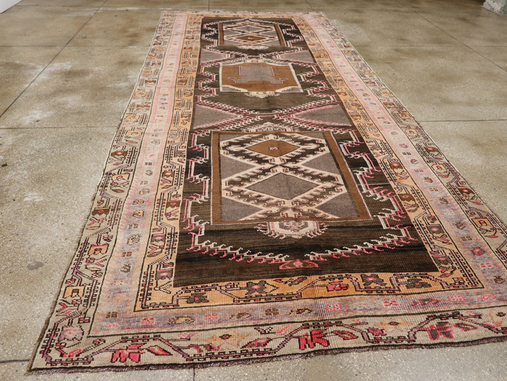 Vintage Turkish Anatolian Wide Gallery Runner, No.33463 - Gsblank