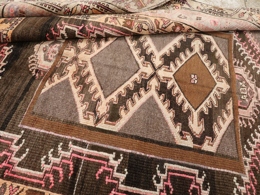 Vintage Turkish Anatolian Wide Gallery Runner, No.33463 - Gsblank