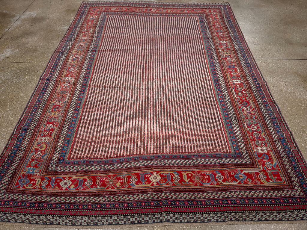 Antique Persian Qashqai Accent Carpet, No.33469 - Gsblank