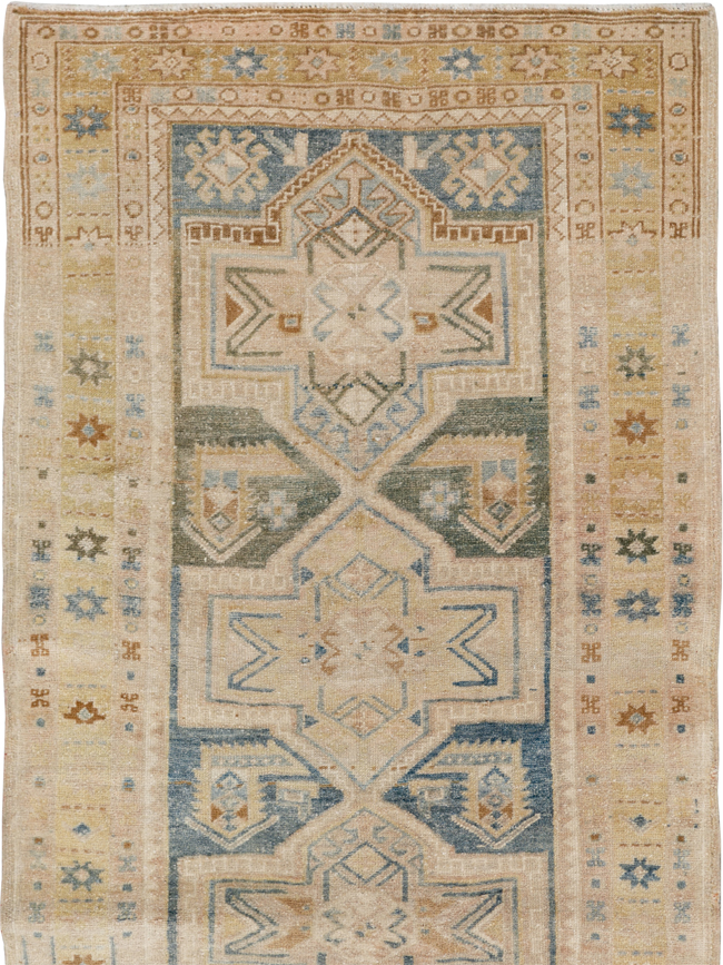 Vintage Persian Heriz Runner, No.33471 - Gsblank