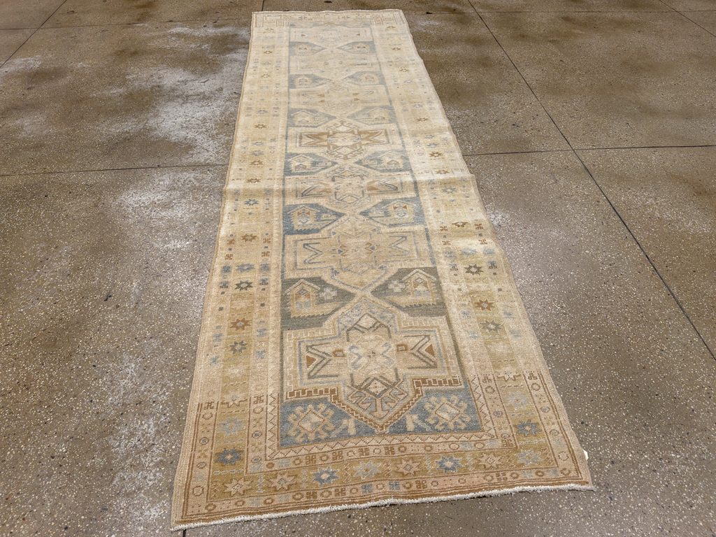 Vintage Persian Heriz Runner, No.33471 - Gsblank