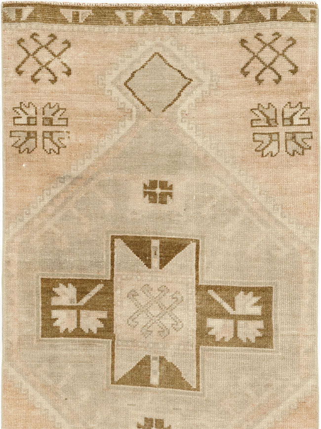 Vintage Turkish Anatolian Long Runner, No.33475 - Gsblank