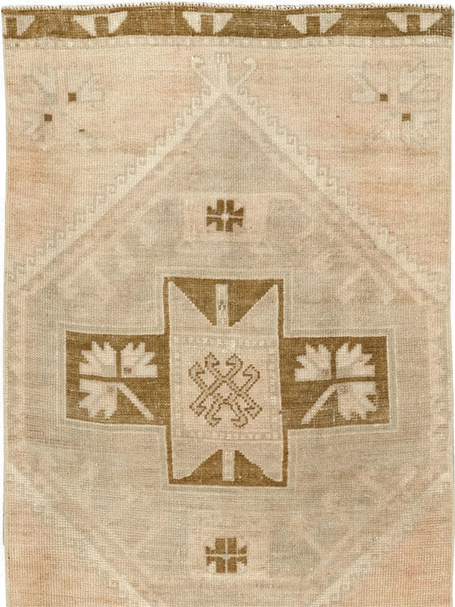 Vintage Turkish Anatolian Long Runner, No.33475 - Gsblank