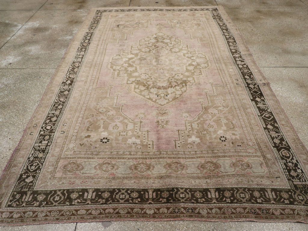 Vintage Turkish Anatolian Small Room Size Carpet, No.33480 - Gsblank