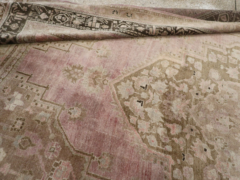 Vintage Turkish Anatolian Small Room Size Carpet, No.33480 - Gsblank