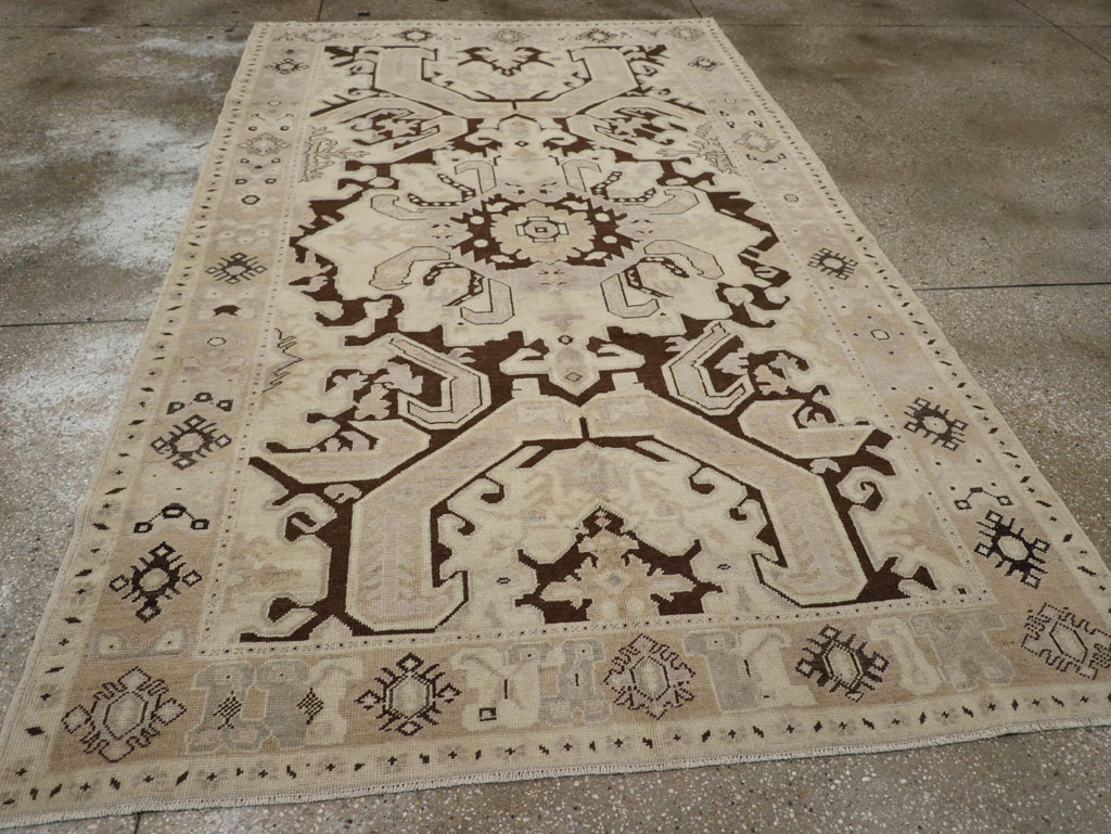 Vintage Turkish Anatolian Gallery Rug, No.33481 - Gsblank