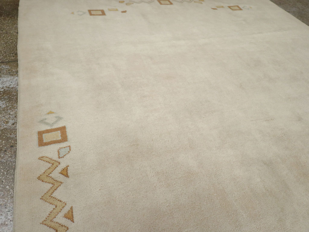 Modern Turkish Accent Rug, No.33482 - Gsblank