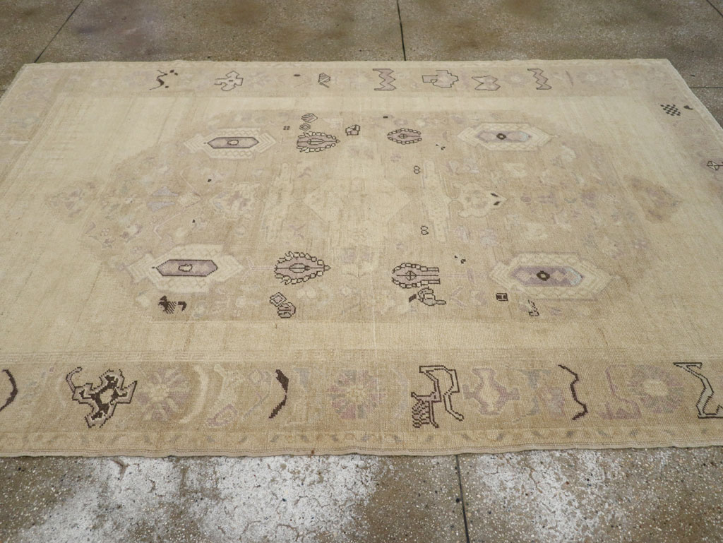 Vintage Turkish Anatolian Accent Rug, No.33483 - Gsblank