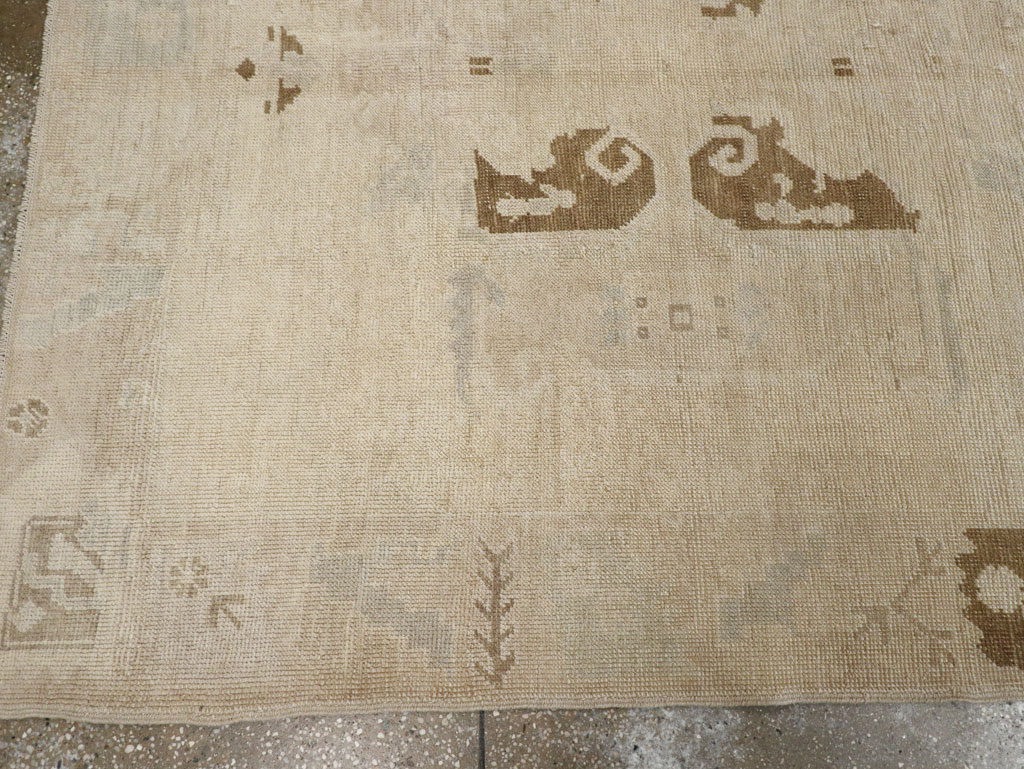 Vintage Turkish Anatolian Wide Gallery Runner, No.33484 - Gsblank