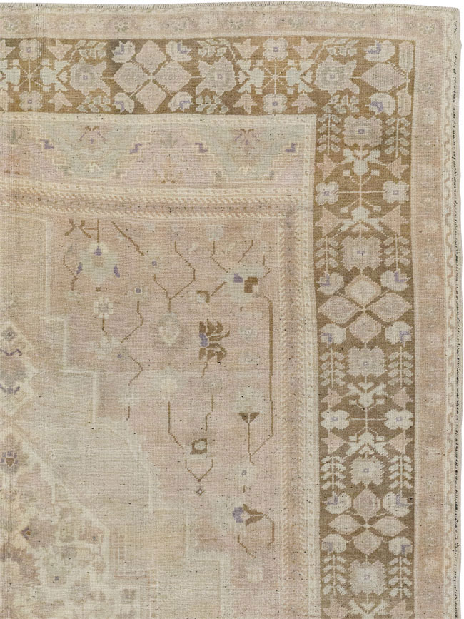 Vintage Turkish Anatolian Gallery Carpet, No.33485 - Gsblank
