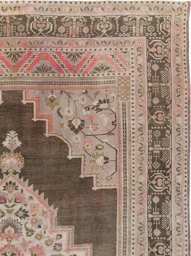 Vintage Turkish Anatolian Gallery Carpet, No.33492 - Gsblank