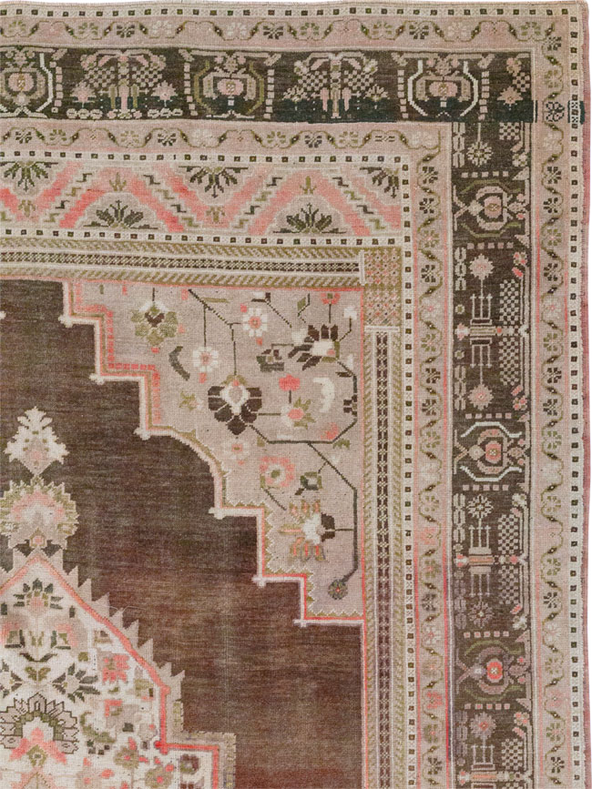 Vintage Turkish Anatolian Gallery Carpet, No.33492 - Gsblank