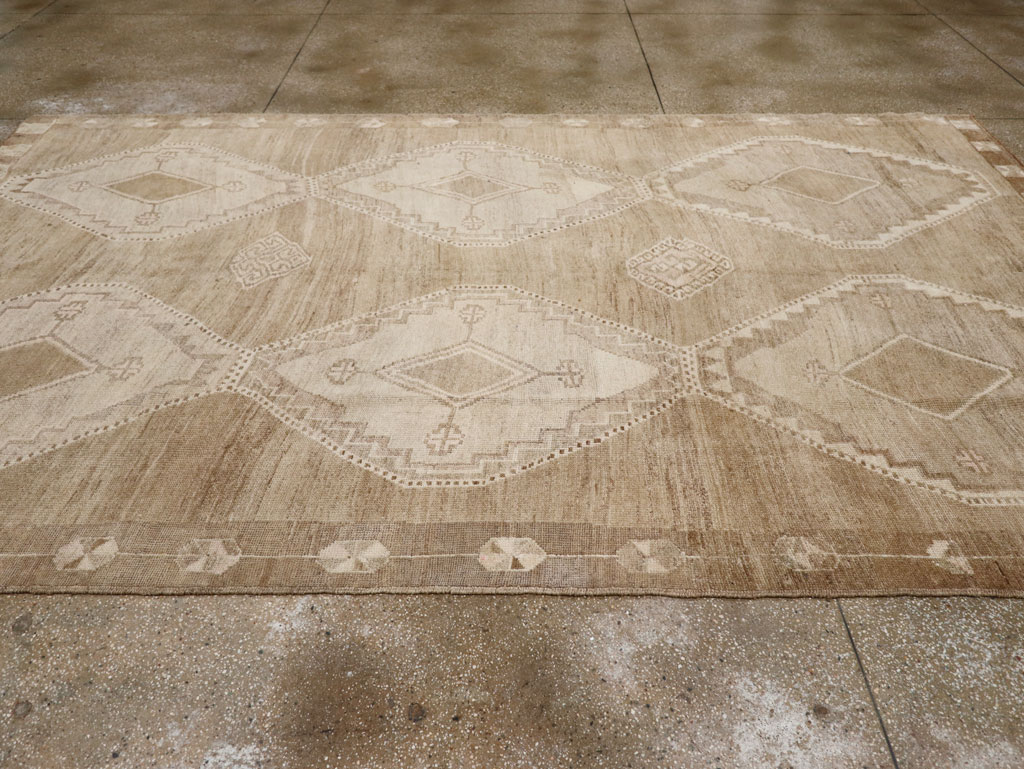 Vintage Turkish Anatolian Gallery Carpet, No.33493 - Gsblank