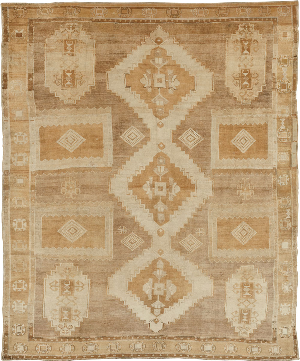 Vintage Turkish Anatolian Room Size Carpet, No.33572 - Gsblank