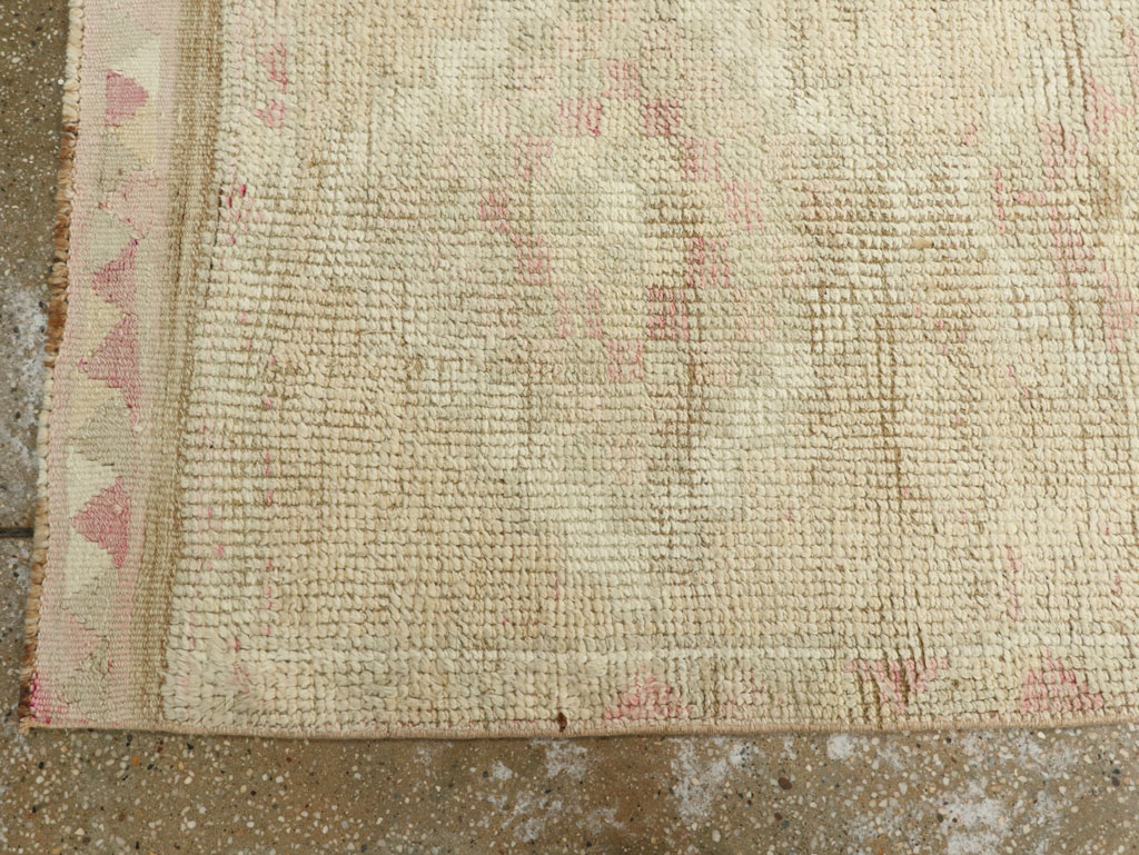 Vintage Turkish Anatolian Runner, No.33575 - Gsblank