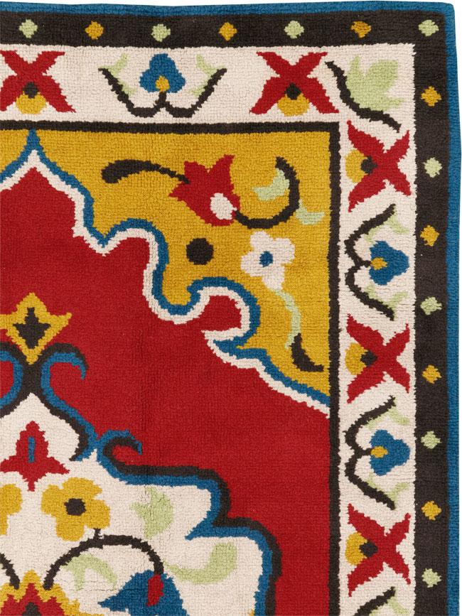 Vintage European Accent Rug, No.33579 - Gsblank
