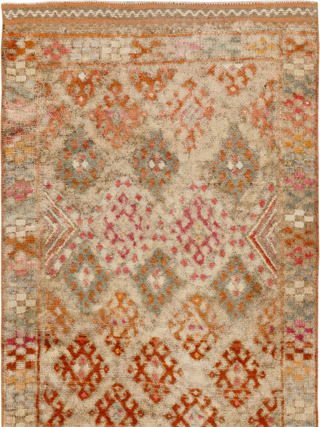 Vintage Turkish Anatolian Runner, No.33585 - Gsblank