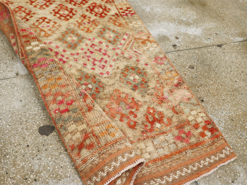Vintage Turkish Anatolian Runner, No.33585 - Gsblank