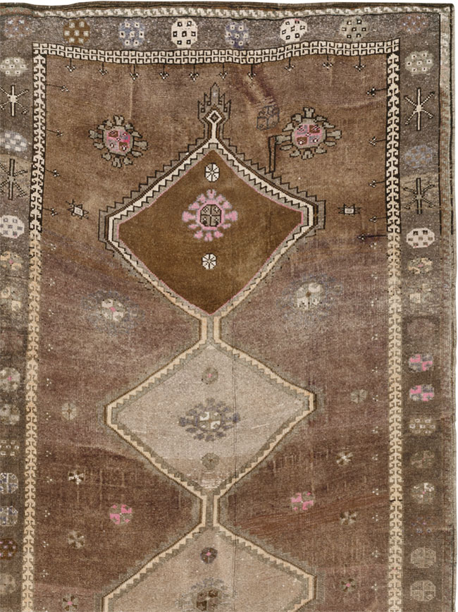 Vintage Turkish Anatolian Room Size Carpet, No.33586 - Gsblank