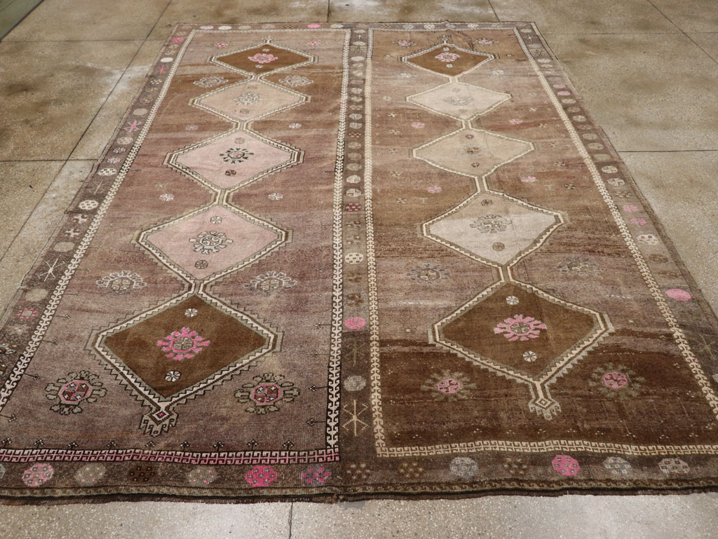Vintage Turkish Anatolian Room Size Carpet, No.33586 - Gsblank