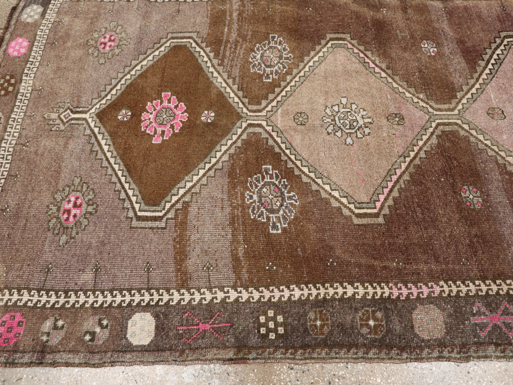 Vintage Turkish Anatolian Room Size Carpet, No.33586 - Gsblank