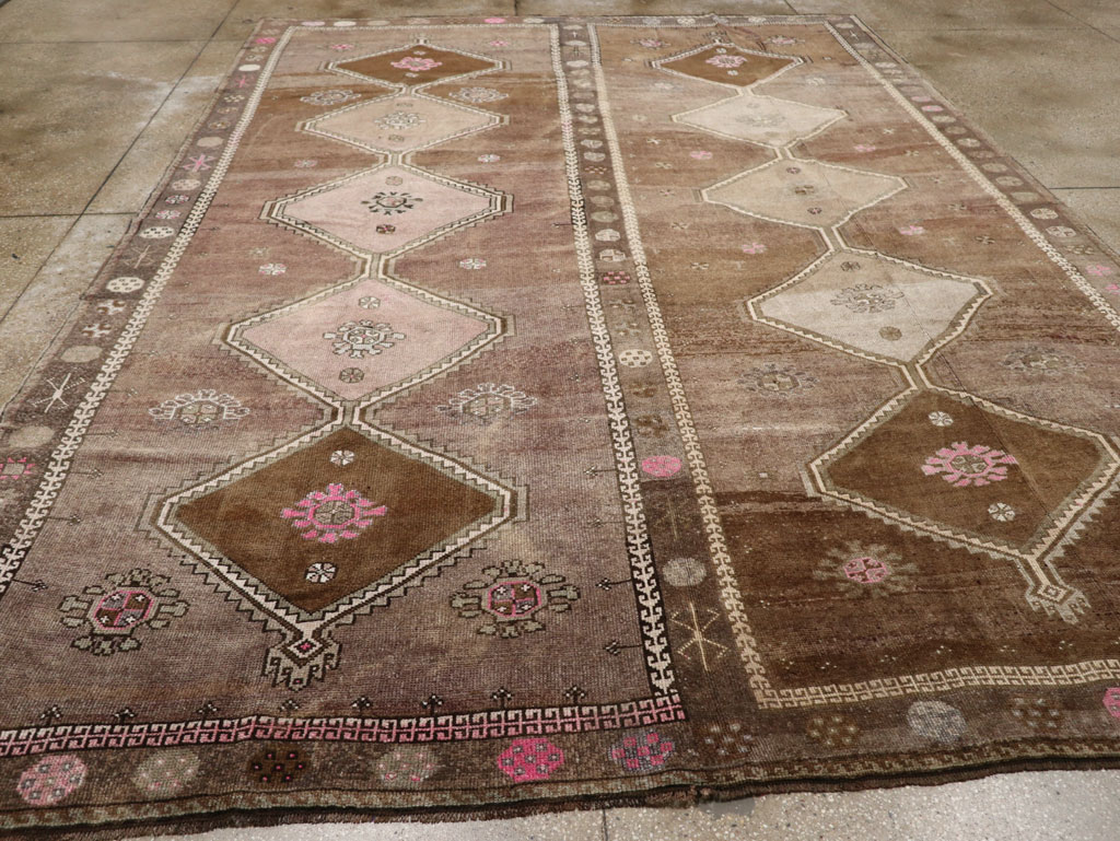 Vintage Turkish Anatolian Room Size Carpet, No.33586 - Gsblank