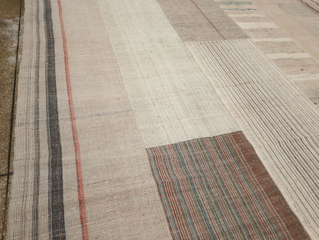 Vintage Turkish Flatweave Kilim Room Size Carpet, No.33593 - Gsblank