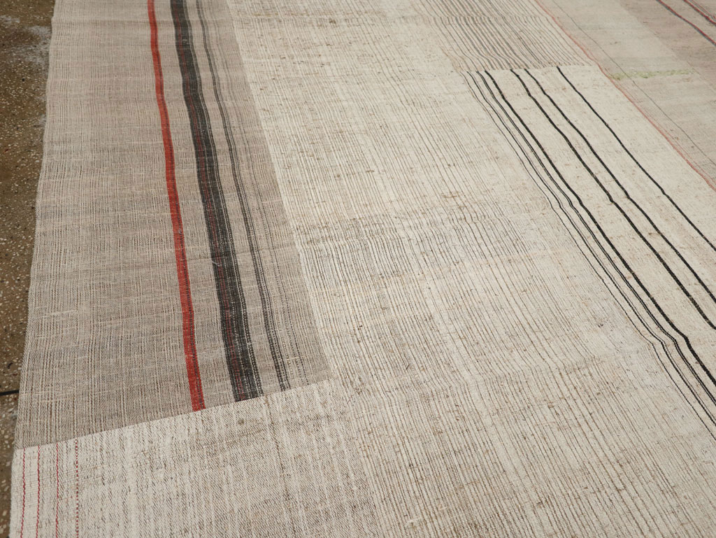 Vintage Turkish Flatweave Kilim Room Size Carpet, No.33594 - Gsblank