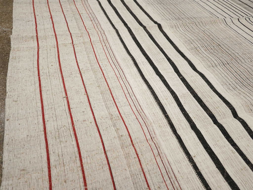 Vintage Turkish Flatweave Kilim Room Size Carpet, No.33608 - Gsblank