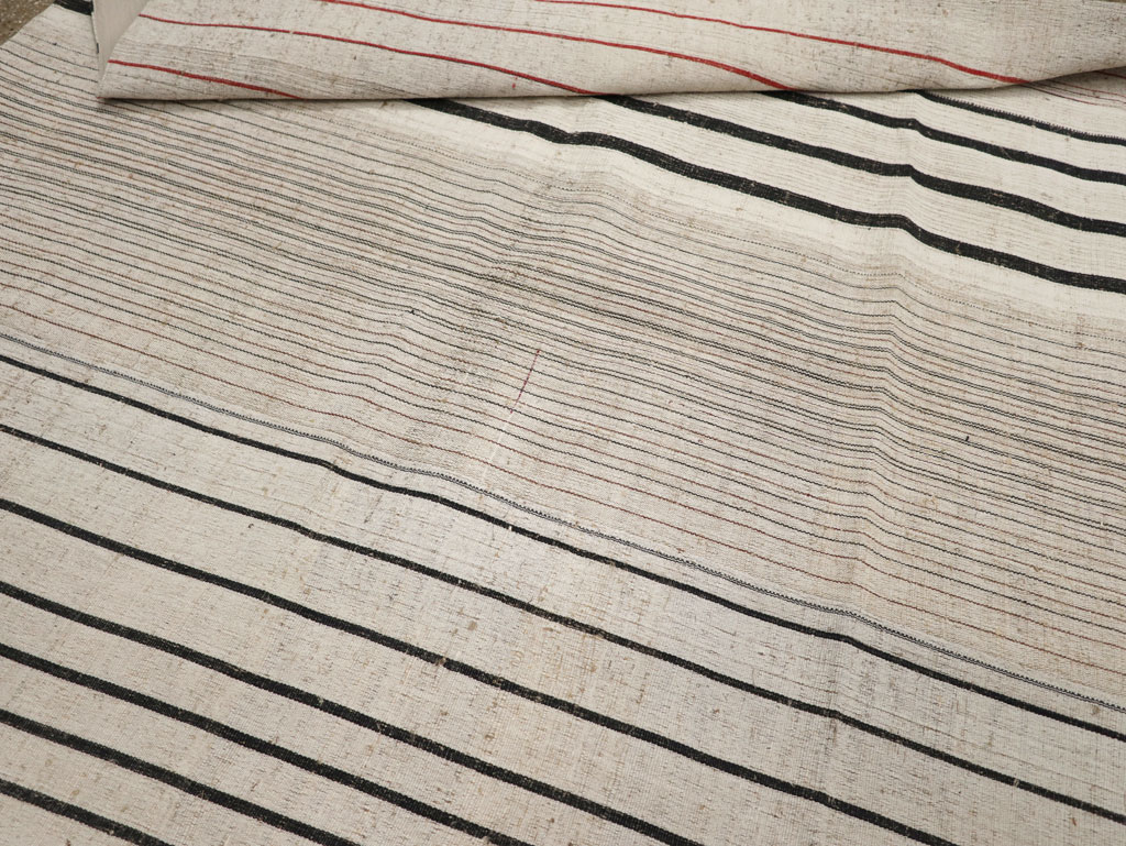 Vintage Turkish Flatweave Kilim Room Size Carpet, No.33608 - Gsblank