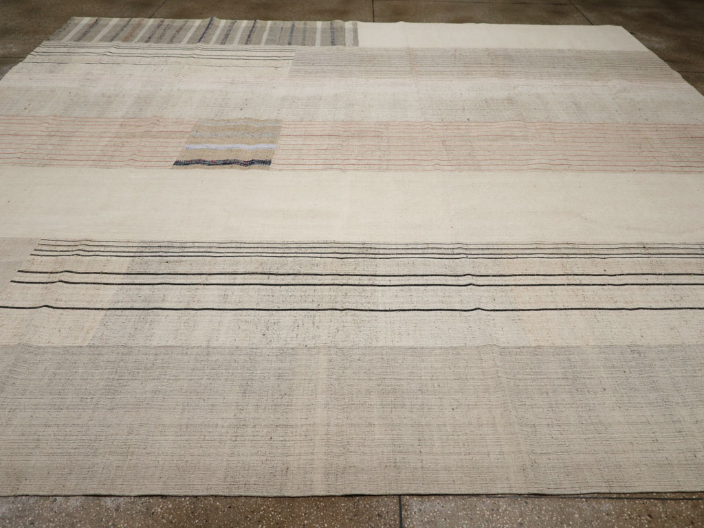 Vintage Turkish Flatweave Kilim Large Room Size Carpet, No.33609 - Gsblank