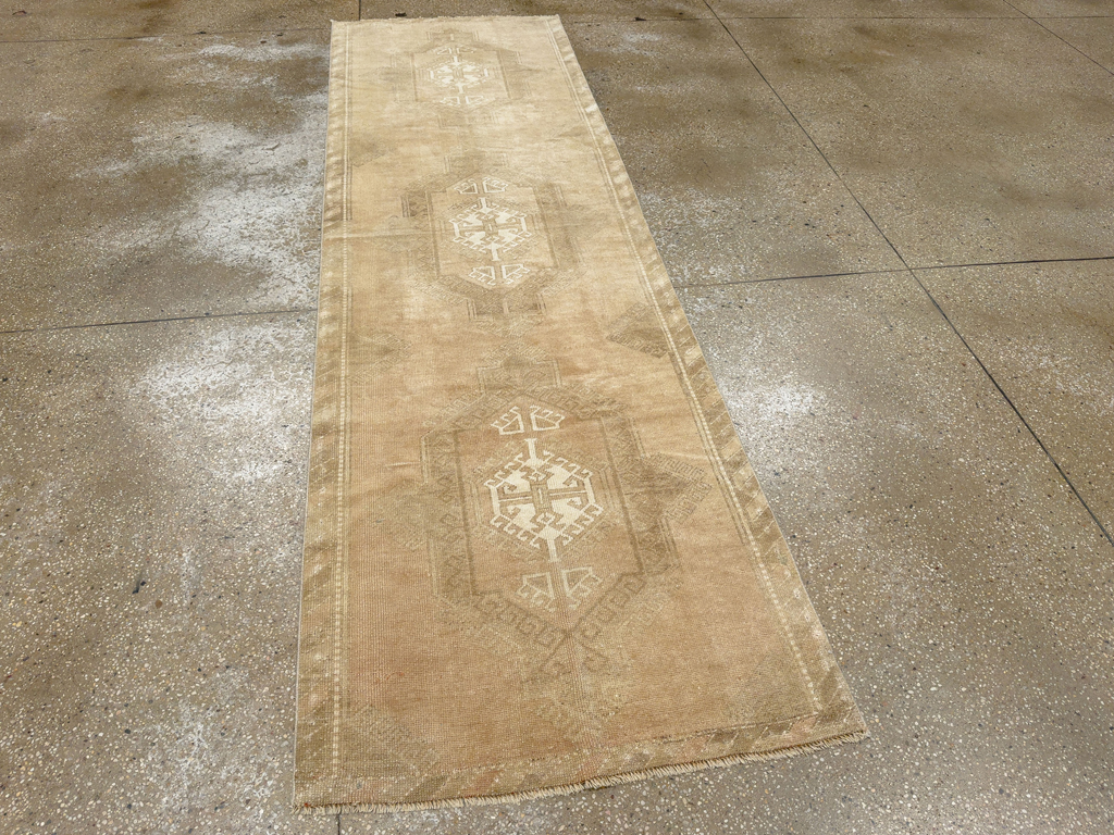 Vintage Turkish Anatolian Runner, No.33616 - Gsblank