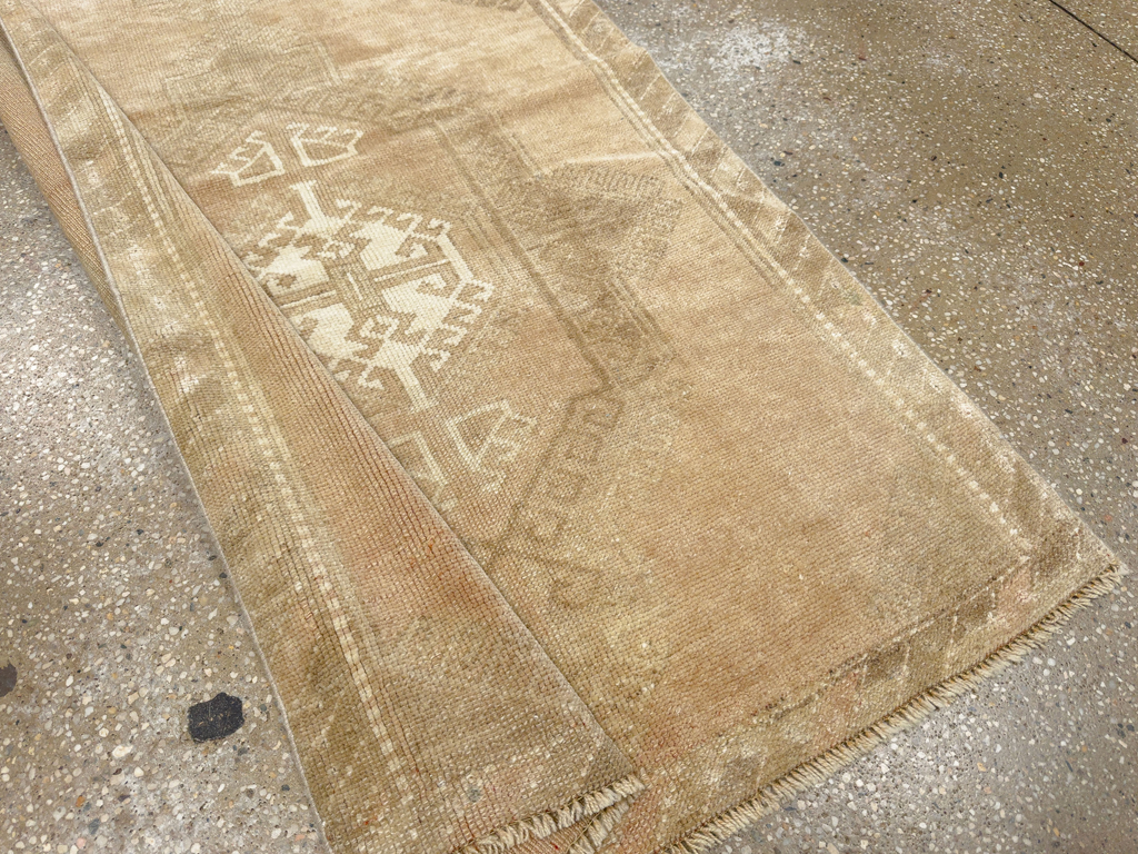 Vintage Turkish Anatolian Runner, No.33616 - Gsblank