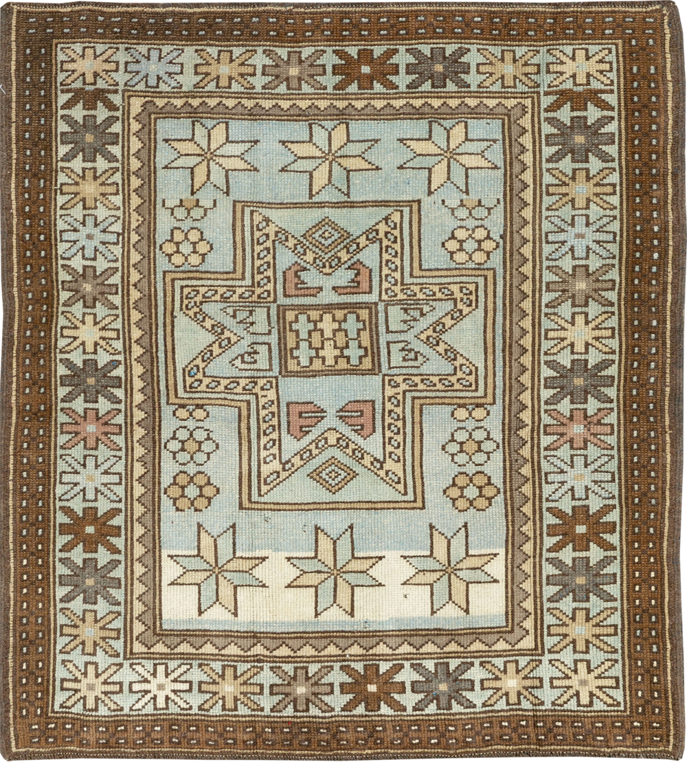 Vintage Caucasian Throw Rug, No.33618 - Gsblank