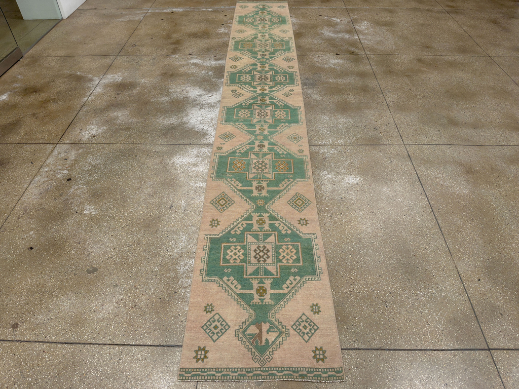 Vintage Turkish Anatolian Long Runner, No.33619 - Gsblank