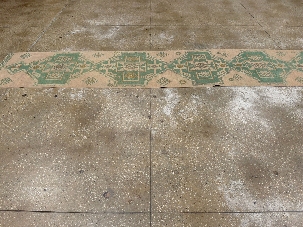 Vintage Turkish Anatolian Long Runner, No.33619 - Gsblank