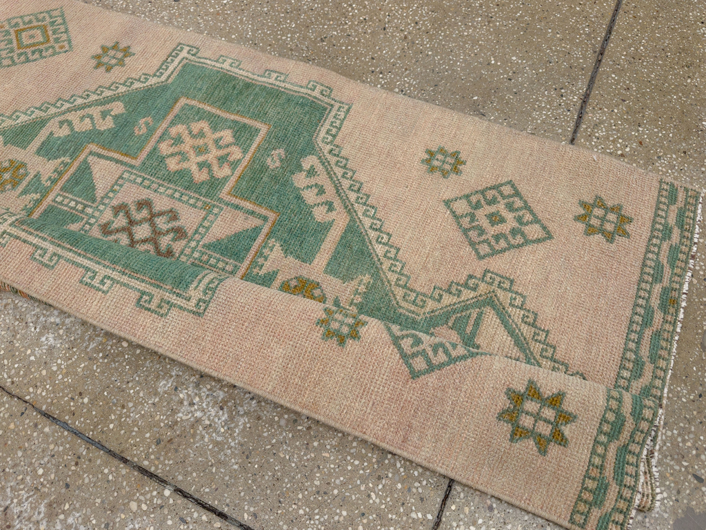 Vintage Turkish Anatolian Long Runner, No.33619 - Gsblank
