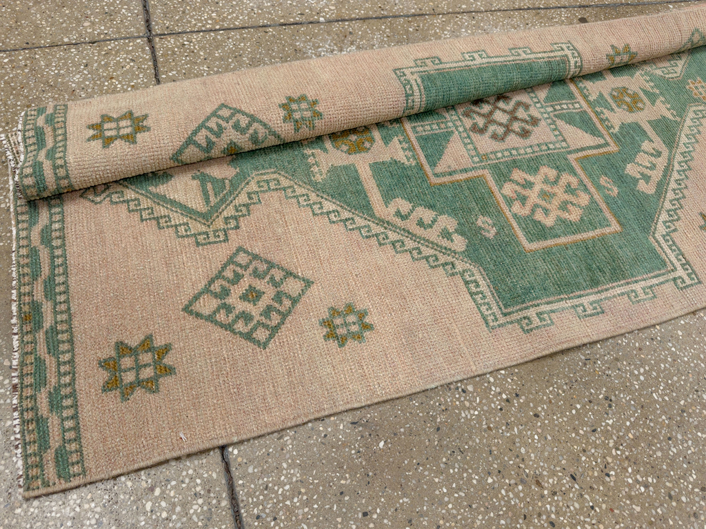 Vintage Turkish Anatolian Long Runner, No.33619 - Gsblank