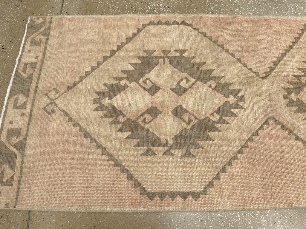Vintage Turkish Anatolian Long Runner, No.33620 - Gsblank