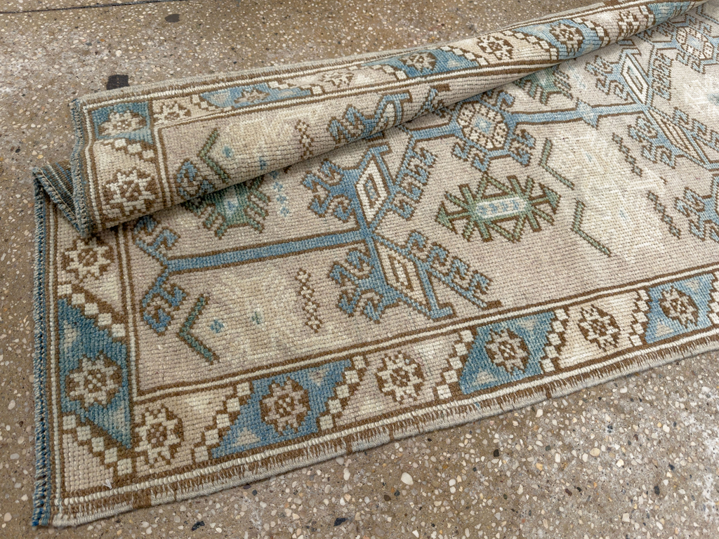 Vintage Turkish Anatolian Runner, No.33622 - Gsblank