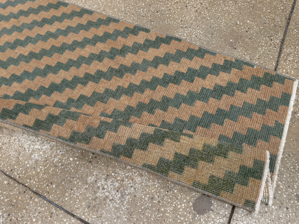 Vintage Turkish Anatolian Runner, No.33625 - Gsblank