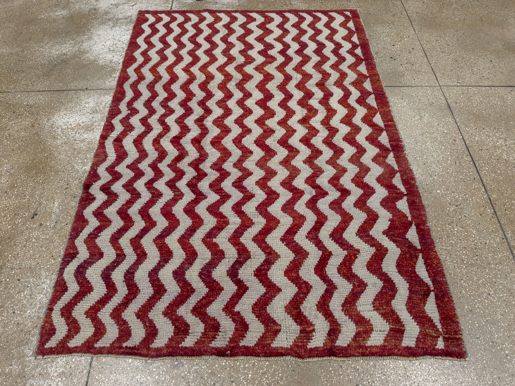 Vintage Turkish Anatolian Accent Rug, No.33626 - Gsblank