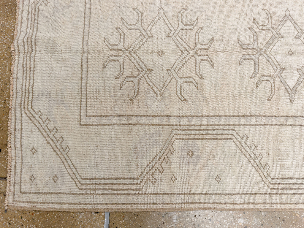 Vintage Turkish Anatolian Long Runner, No.33627 - Gsblank