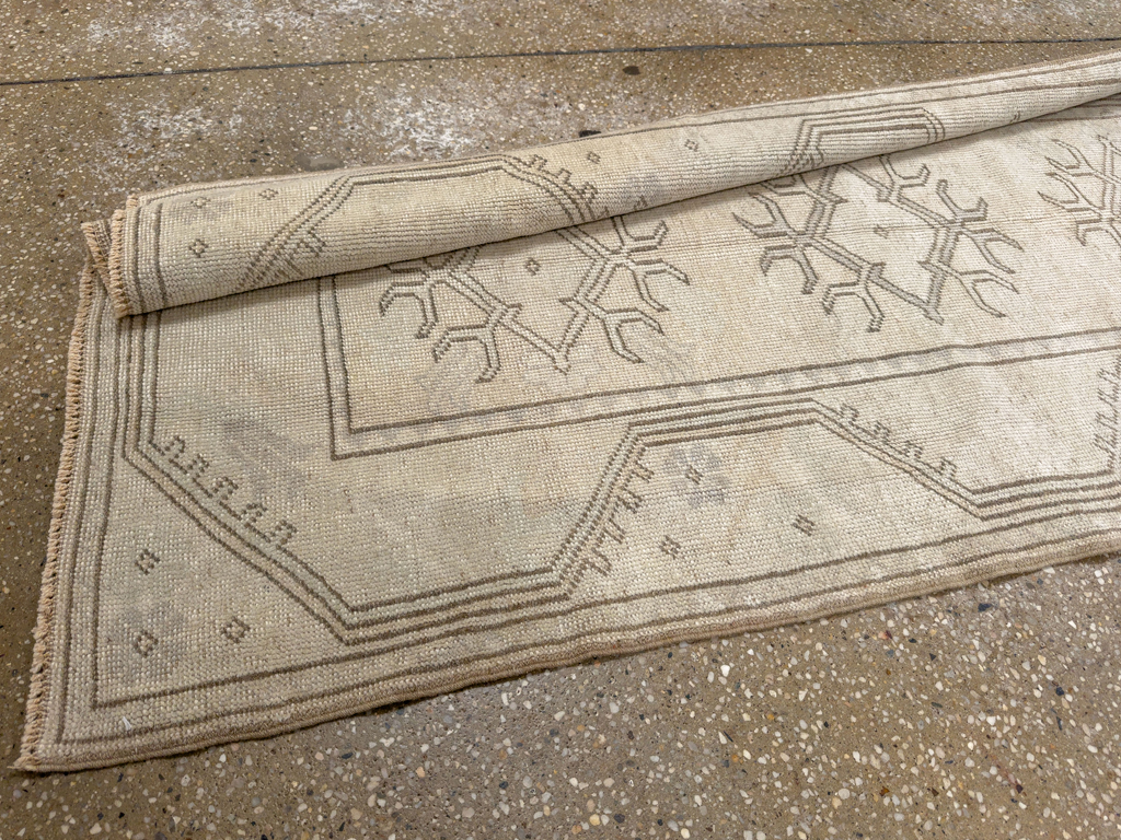 Vintage Turkish Anatolian Long Runner, No.33627 - Gsblank