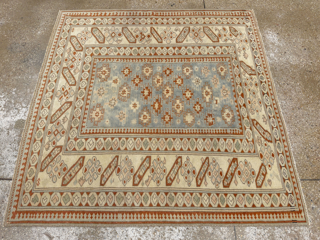 Vintage Caucasian Square Accent Rug, No.33628 - Gsblank