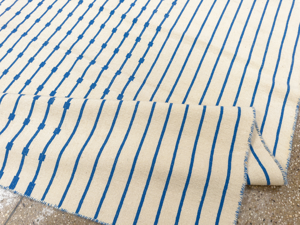 Vintage Turkish Flatweave Kilim Accent Rug, No.33638 - Gsblank