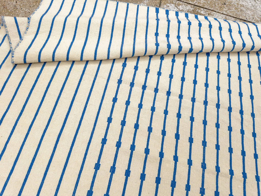 Vintage Turkish Flatweave Kilim Accent Rug, No.33638 - Gsblank